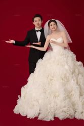 -雪中彩影婚纱摄影·微光艺术中心