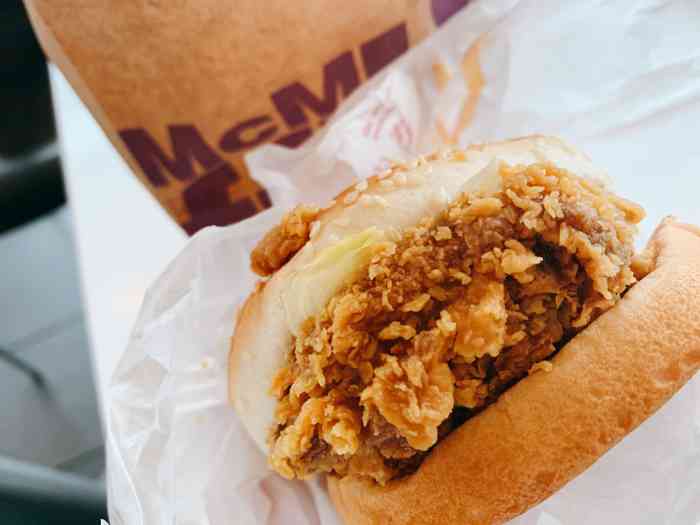 麦当劳(经开万达店)