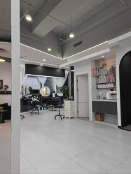 -U·NI SALON 造型