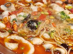 -小小河边鱼·黄辣丁鲜鱼锅(黎阳店)