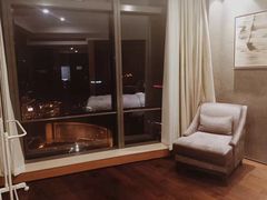 -青岛五四广场海景美仑国际公寓酒店