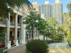 -香港大学