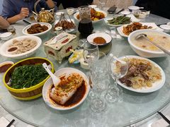 -马尔龙新疆饭店·清真(瑞景店)