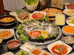 -木槿花韩式炭烤·熟成肉工坊(孙文东路店)