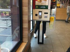 -麦当劳(杨高南路店)