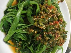 -洪霞餐馆