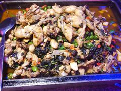 平锅紫苏炭烧牛蛙-蛙来哒(金沙洲万达店)