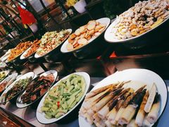 -布罗城堡自助烧烤(鸿通城购物中心店)