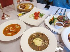 -塞纳河法国餐厅(意式风情街店)