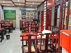 -湖南人家湘菜馆(镇江路店)