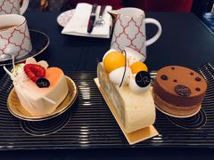 -Salon de The de Joel Robuchon(外滩18号店)