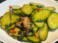 -鱼鲜饭香·招牌汽锅剁椒鱼头王