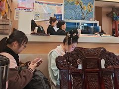 -梅利汴京烤鸭•开封豫菜地标店(东大街店)