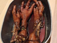 弄堂里的卤鸡爪-弄堂里(张家港曼巴特店)