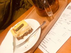 -西西弗书店&矢量咖啡(壹方购物中心店)