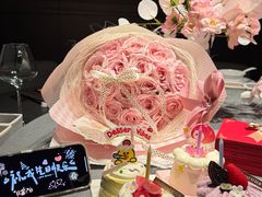 -左庭右院鲜牛肉火锅黑金店(陆家嘴中心店)