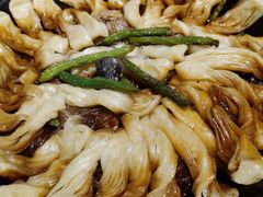 大公鸡粘卷子-华盛园卷子王农家菜水库鱼