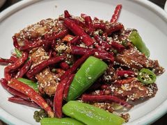-东口码头·烧鸽子·鱼头泡饼·地方菜(金鹰悦城店)