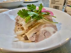 -侬佳蒸菜馆(听潮店)