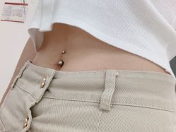 -AI艾耳·专业手工耳洞·穿孔美学馆