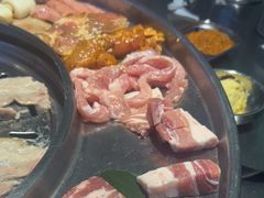 -哈哈碳都·牛肋条无限自助烤肉(宝龙店)