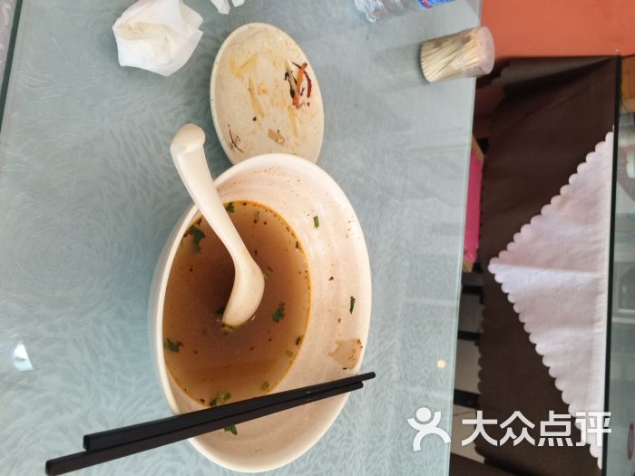 董氏兰州牛肉面_北鼻与底儿6