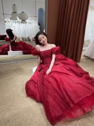 -派丽莫Pellimo原创设计婚纱品牌