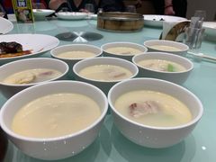 腌笃鲜-新吉士·上海菜(浦东LCM置汇旭辉店)