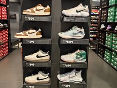 -首创奥特莱斯(西安店)