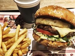 -The Habit Burger Grill 哈比特汉堡(复兴soho店)