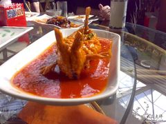 头部跟松鼠神似哦-绿色时代大酒店