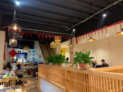 大堂-许府牛火锅(信义坊总店)