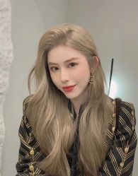 -ON STAR SALON