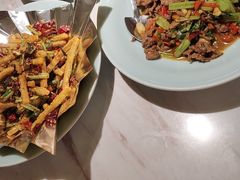 -荷花亭·湖北融合菜(中商广场店)
