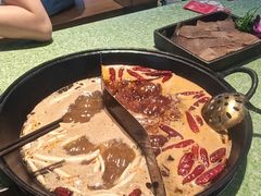 -憨铁匠老火锅(龙岗万科里店)