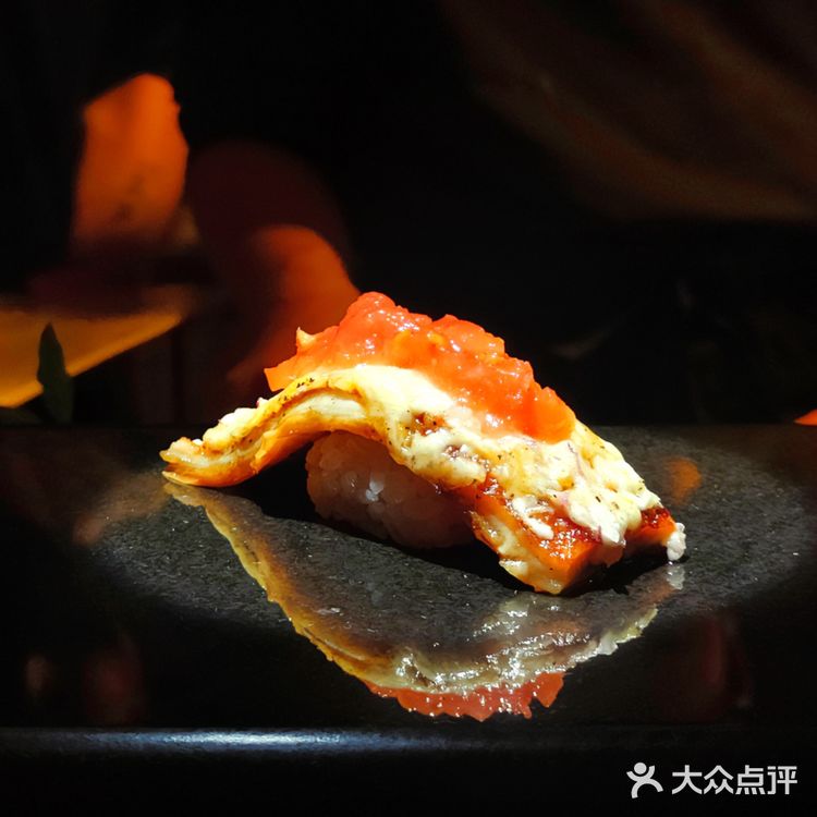 昊｜来了寿司店  在魔法屋里吃寿司