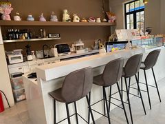 -Fridi Patisserie Cafe