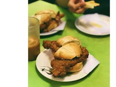 猪扒包-胜利茶餐室