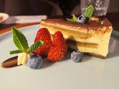 -Golden Lily河内巴黎法越料理餐厅(建国西路店)