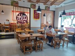 -南城香·饭香串香馄饨香(赵公口店)