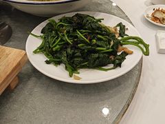 拍蒜井冈山番薯叶-山泉公馆酒家(广州东站店)