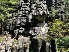 -梭布垭石林景区