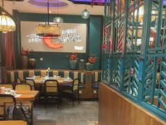 -黄泥岗·地道湖北菜(奥特莱斯店)