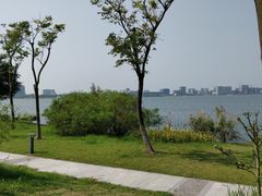 -上海滴水湖皇冠假日酒店