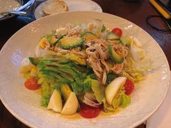 牛油果鸡丝沙拉-斯比特花园西餐厅(东方商厦店)