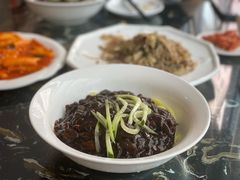 炸酱面-桃园中华料理炸酱面(燕儿岛路店)