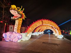 -汇泉广场