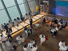 -抱抱地球咖啡馆(国家海洋博物馆店)