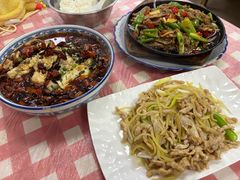 -洪霞餐馆