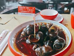 -老闵田螺馆·南昌特色小炒(梦时代店)